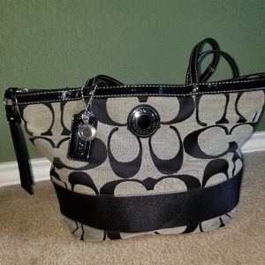 Coach Signature Black Canvas Bag Purse